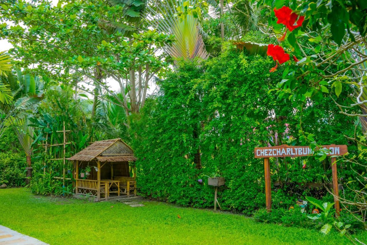 Chez Charly Bungalow Nai Yang Beach Buitenkant foto